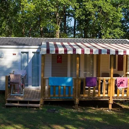 Camping Domaine De La Faurie *